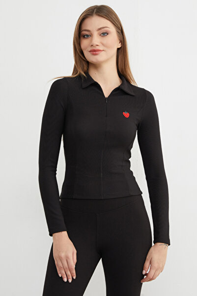 Fulla Moda Μπλούζα με μισό φερμουάρ με κέντημα φράουλας