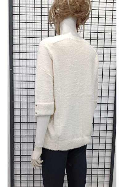 WIENELLA Bearded Textured Crew Neck Sweater