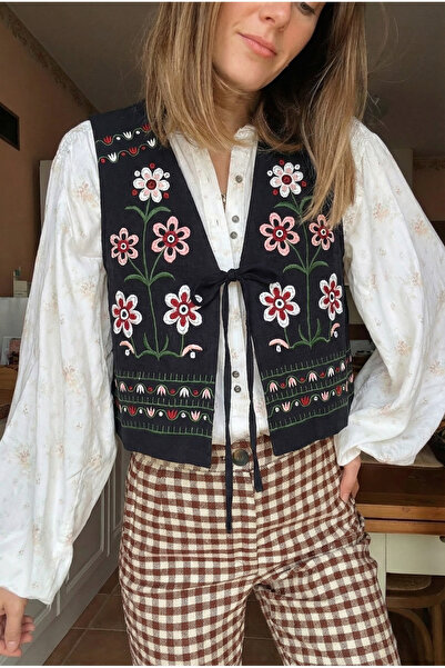 FEMELLE Women's Black Breast-Tied Embroidered Cotton Vest