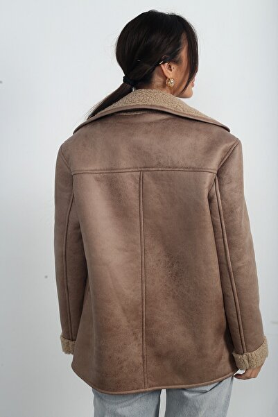 By Saygı Women's Double-Breasted Collar Napa Coat with Pocket and Fur Inside