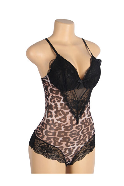 Lingerie and Fashion Style Leopard lace lingerie