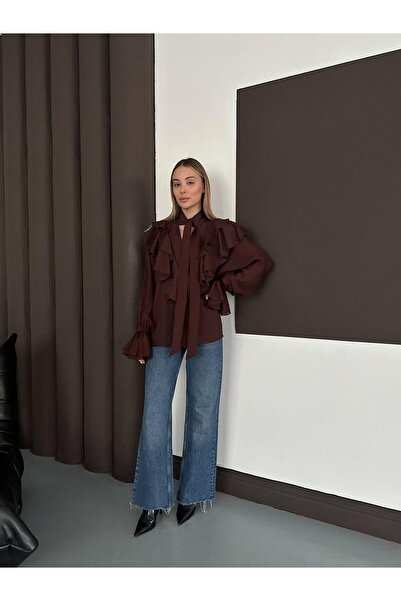 Ekim Store Volanlı Fular Bağlama Detaylı Gömlek