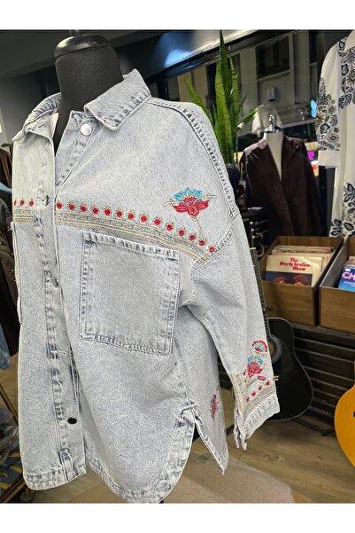 Dadali Women's Embroidered Long Sleeve Cotton Denim Jacket