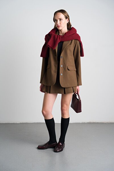 Nauve Prive بدلة كلاسيكية مع سترة وتنورة