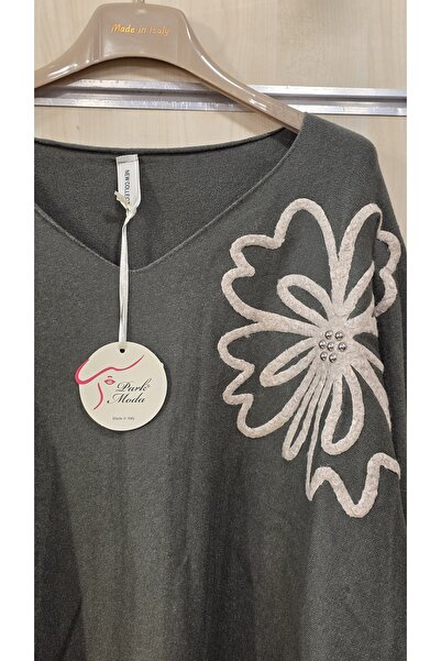 Park Moda Bat Sleeve Blouse Floral Pattern with Stones