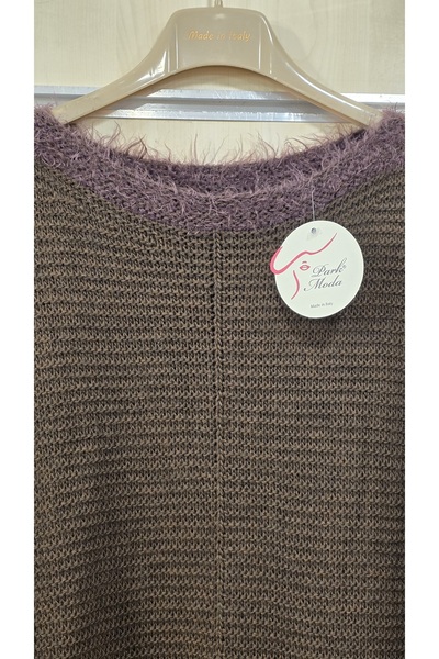 Park Moda Sweater with Tassel Detail