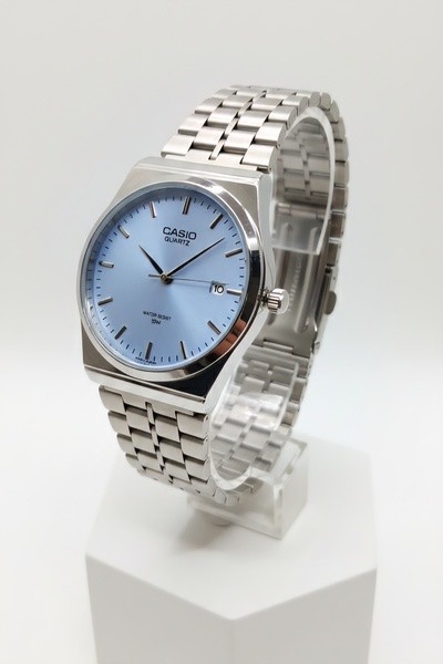 cs Classic Steel Watch