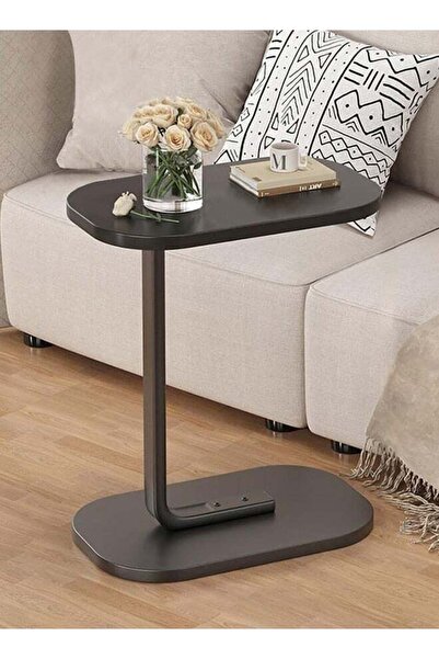 Taimi Modern coffee table | C-shaped side table with a black wooden top and black metal frame, 63x30x45 cm