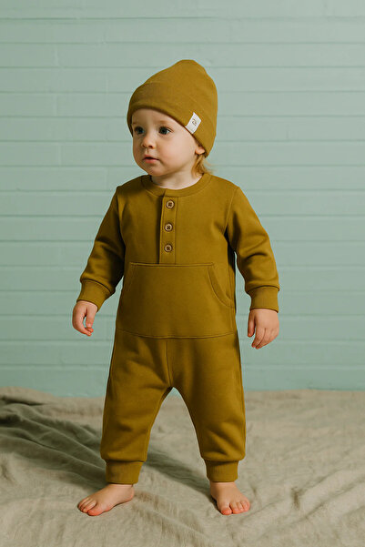 rg kidsstore Baby Jumpsuit with Kangaroo Pocket on the Front and Button - Beanie Set of 2