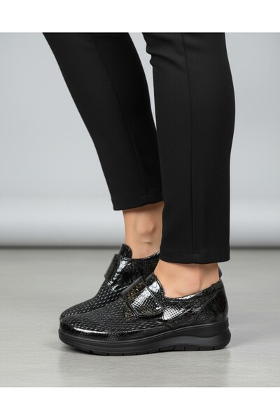 uway Women's Genuine Leather Full Orthopedic Laser Pattern Embroidered Bone Protruding Comfortable Mother Shoes