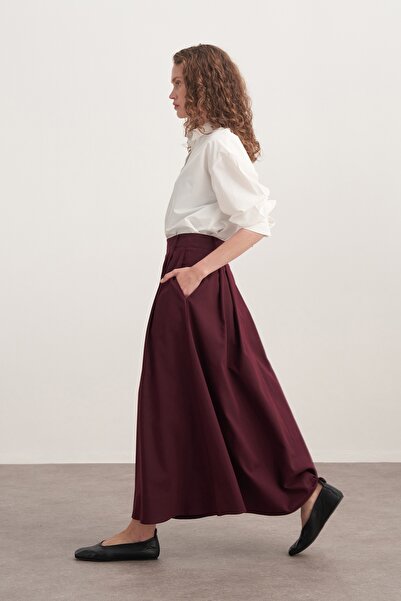 EBU Prive Women's Gabardine Double Pleated Skirt Plum