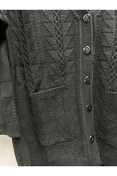 Rüya Hattuş Self-Patterned Mother's Jacket with Pockets