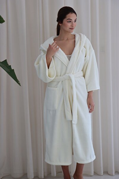 CAKKATEX Wellsoft Plush Extra Soft Hooded Long Dressing Gown with Pocket Detail