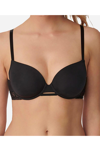 Triumph Sutien, Negru