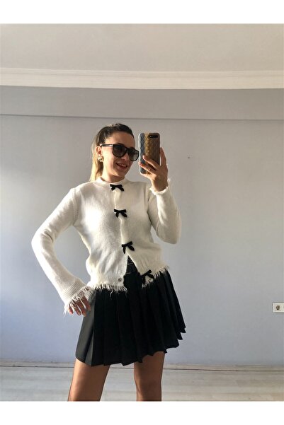 Gözde Tasarım Butik Women's White Color Cardigan with Snap Closure and Tassel and Bow Detail