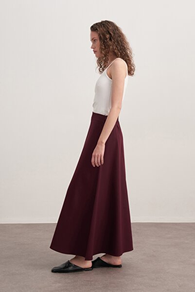 EBU Prive Women's Gabardine Belted Flared Skirt Dark Plum