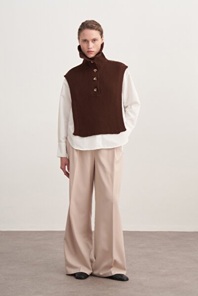 EBU Prive Дамски плетен кардиган с копчета, кафе