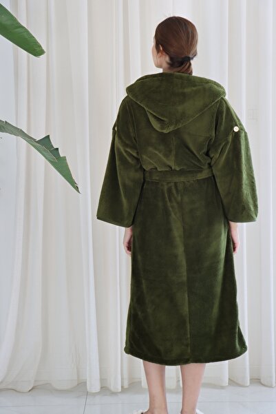 CAKKATEX Wellsoft Plush Extra Soft Hooded Long Dressing Gown with Pocket Detail