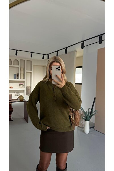 Sezgi Tekin Πράσινο πουλόβερ με μαλακή υφή με λεπτομέρεια με κουμπιά