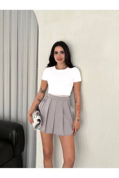 Gugus Women's Shorts/Skirt with Pleated Zipper Closure Trendy Model