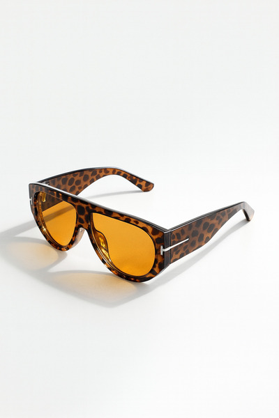 Chunky Frame Jaun Vintage Leopard Framed Unisex Sunglasses