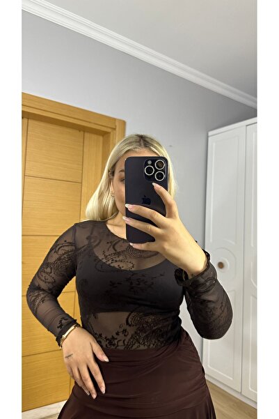 GYUCCE Transparan Detaylı Desenli Acı Kahve Bluz