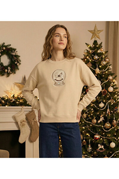 Amia&Co. Bej guler rotund cu căptușeală din fleece cu imprimeu supradimension...