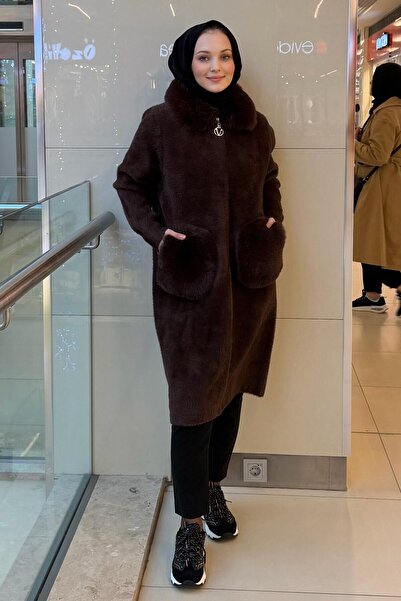 Ghisa Angora Coat with Plush Collar and Pockets, Front Zipper