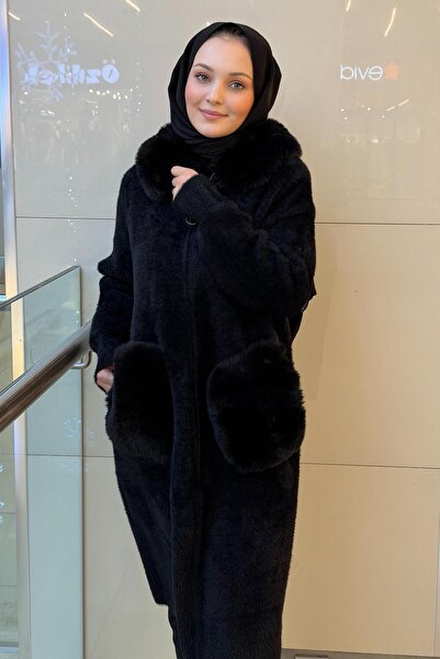 Ghisa Angora Coat with Plush Collar and Pockets, Front Zipper