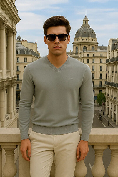 Maccali Men's Basic Premium Comfort Gray Long V-Neck Sweater