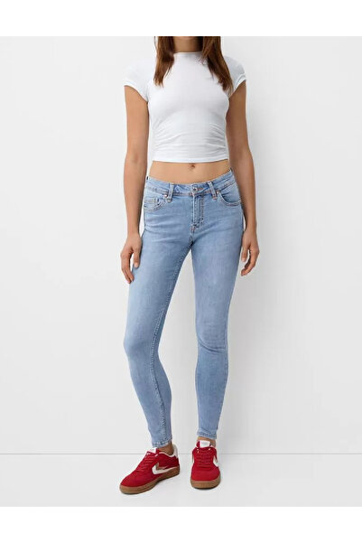 Evendi Blugi, Albastru