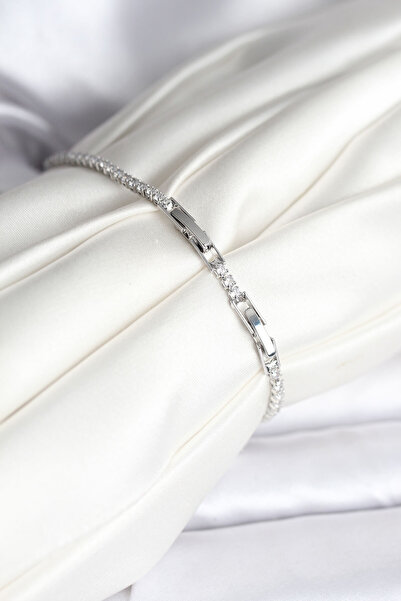 Lisinya سوار نسائي من النحاس الفضي اللون مرصع بحجر الزركون على شكل ثعبان -