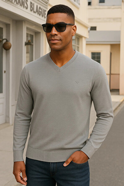 Maccali Ανδρικό άνετο πουλόβερ με μακρύ μανίκι σε γκρι χρώμα με λαιμόκοψη σε σχήμα V