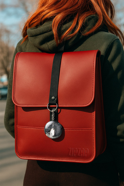 ZipZap حلية مفاتيح على شكل حقيبة من غويمي تشي تشو (قطعة واحدة)