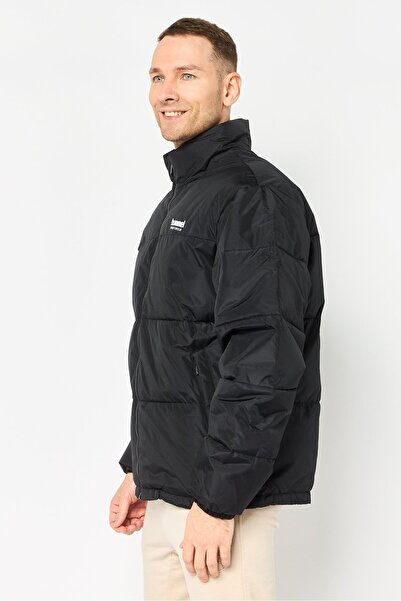 hummel Men Sportswear Fit Long Sleeve Outdoor Jacket, Black