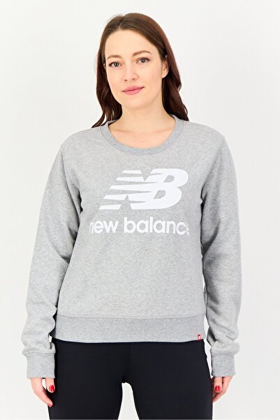 New Balance Women Relaxed Fit Long Sleeve Outdoor Sweatshirt, Heather Grey