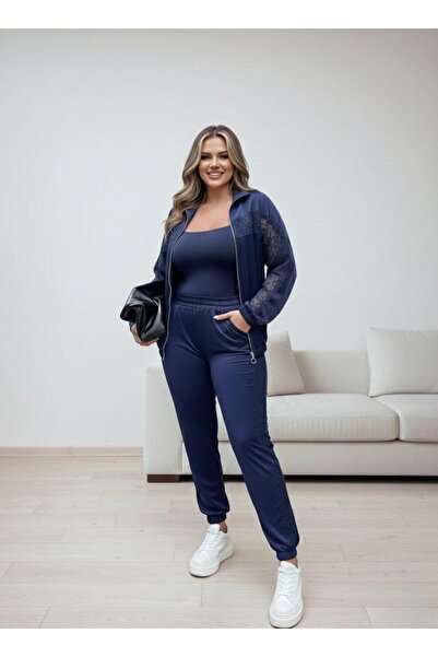 Koza Butik Women's Plus Size Guipure Detailed Zippered Scuba Tracksuit Set 8217-26