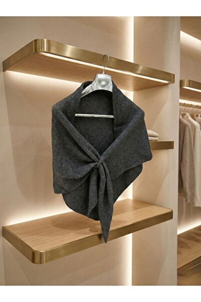 Axesoire S009 Antracit trokutasti pleteni šal za ramena