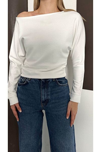 The Robi Women's White Boat Neck Batwing Sleeve Blouse