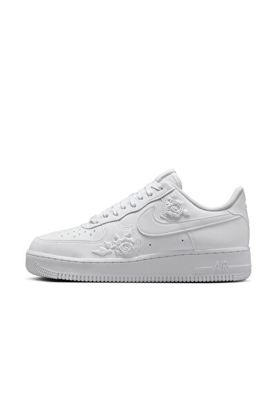 Nike Γυναικεία αθλητικά παπούτσια Air Force 1 '07 Se 39