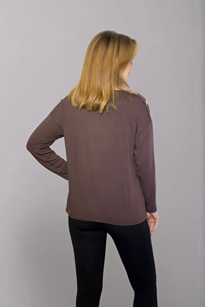 aytemas Shoulder Button Detailed Blouse