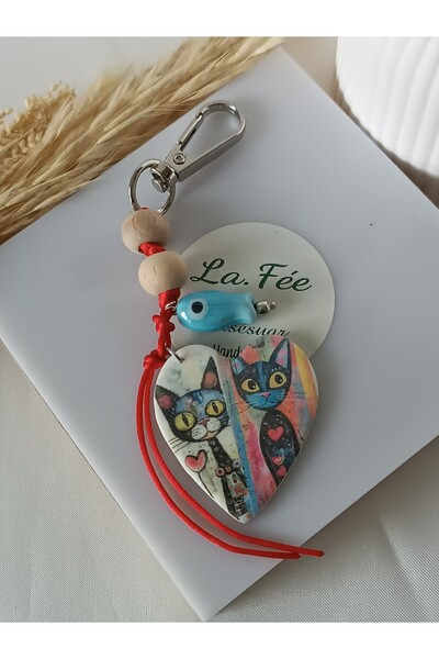 La fee aksesuar Çanta Süsü Aksesuarı Bag Charm Kedili Kalp Balık Kırmızı İp Ş...