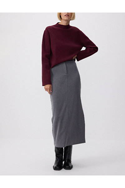 Reserved Skirt, Gray