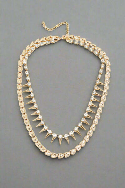 REDTAG قلادة نسائية مزينة بالذهب