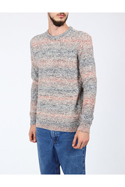 Reserved Sweater, mixed colors