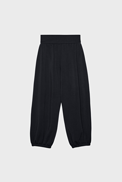 Stradivarius Soft-touch balloon jogger trousers with turn-up waist