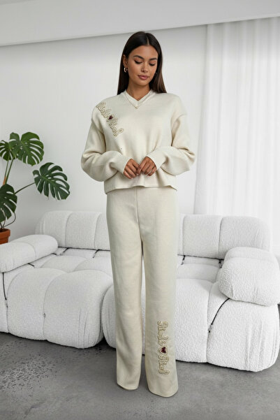 NEWCO Plain Textured Pearl Embroidered V-Neck Knitwear Two-Piece Regular Suit