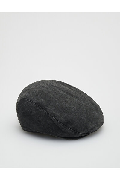 Reserved Basque, Dark Grey