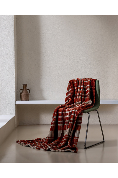 Madame Coco Fravonne Welsoft Printed Tv Blanket - Brown