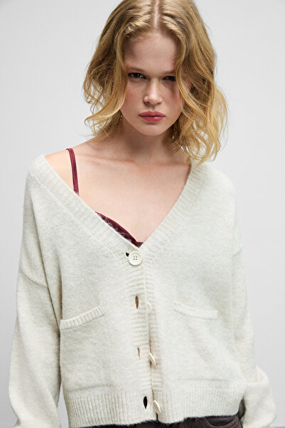 GRIMELANGE Esencia Women's V-Neck Long Sleeve Buttoned Pocketed Soft Textured Regular Knitwear Ecru Sweater